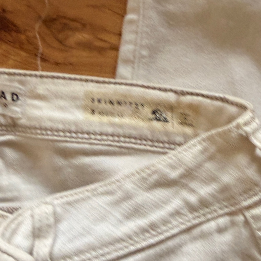 Bullhead Jeans - Picture 2 of 2